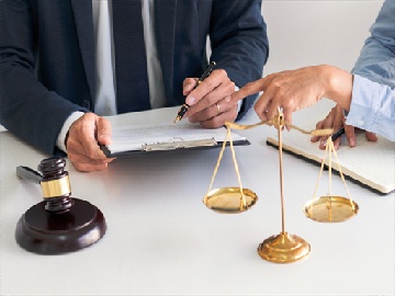 1米68的大号炮灰，靠啥逆天改命？